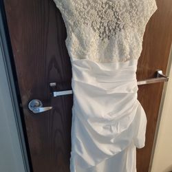 Sz 5 Wedding Dress W/Open Back