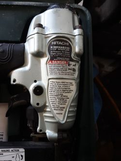 Hitachi Staple Gun