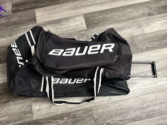 Men’s Senior BAUER Black Wheeler Hockey Bag