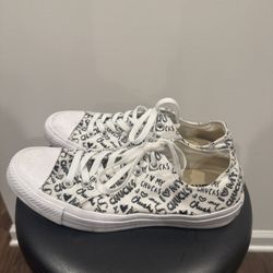 Unisex Black & white print “I love  chucks” Converse Women’s size 10/Mens size 8