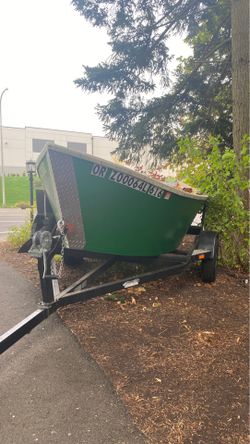13ft custom-built Drift Boat w/ electric motor & trailer -*ALL NEW