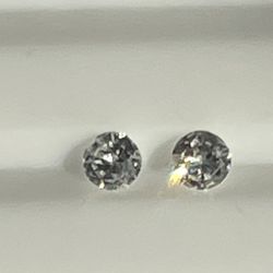 Two Diamonds 0.14 Carat 