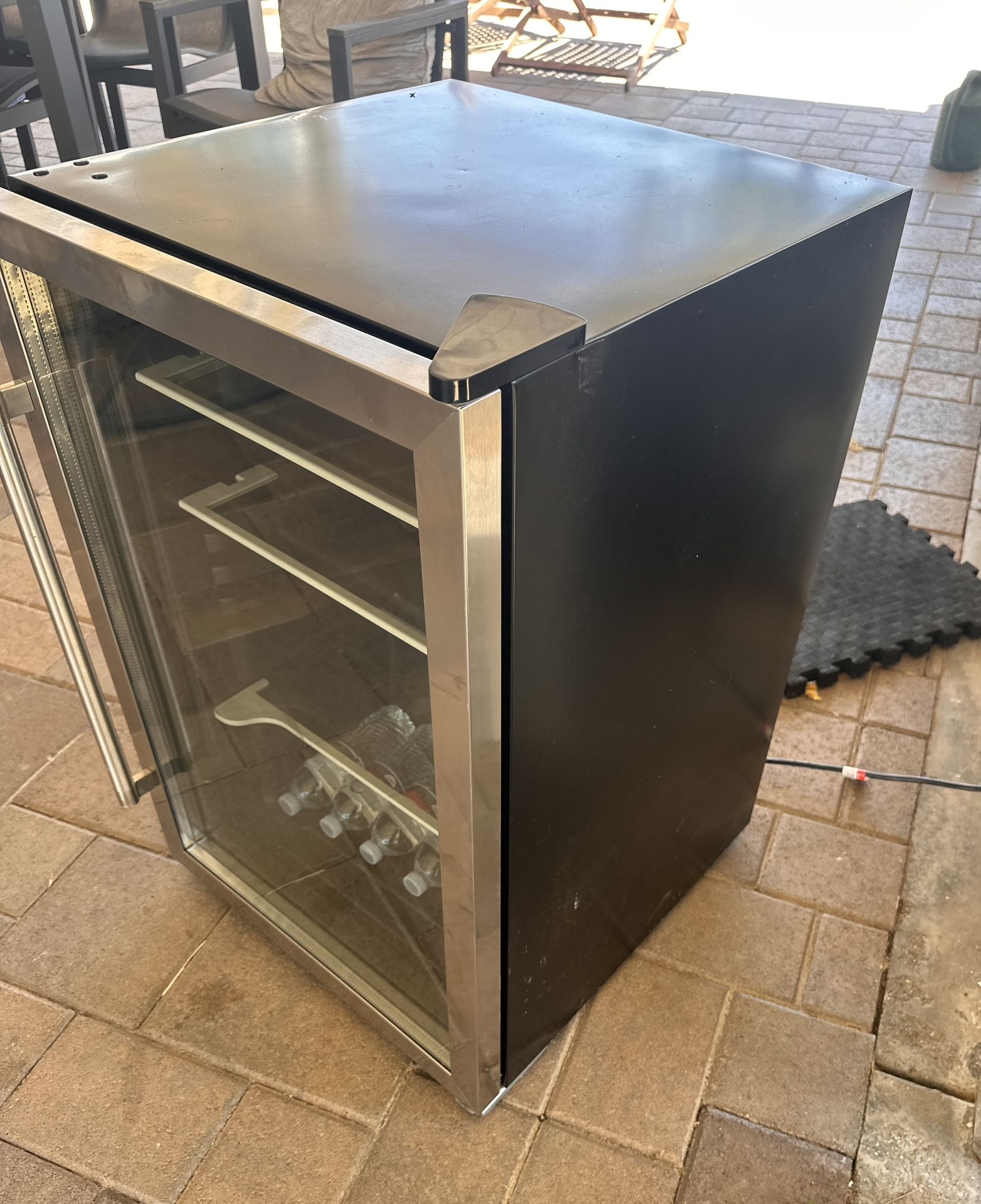 🍀TRAMONTINA COOLER (READ THE ADV..BEFORE ASKING ) $40 🎈