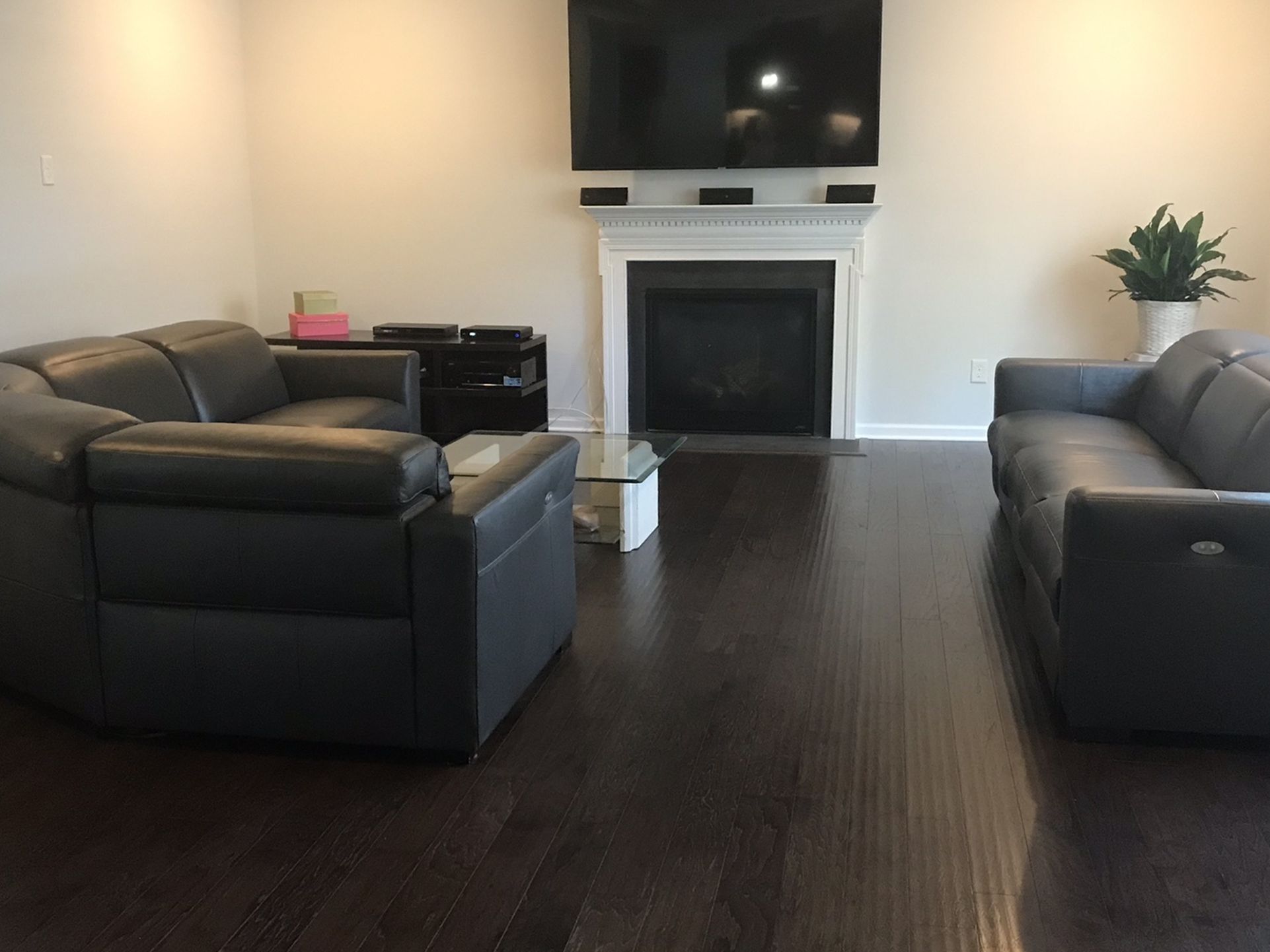 Sectional Leather Recliner - Sofa