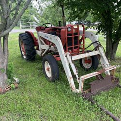 D14 Allis Chalmers Tractor