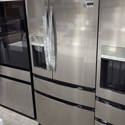Frigidaire French door refrigerator