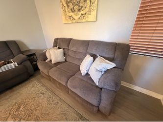 Sofa set Ashley Furniture $200