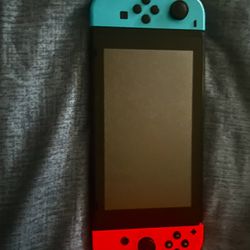 Nintendo switch. (includes games)