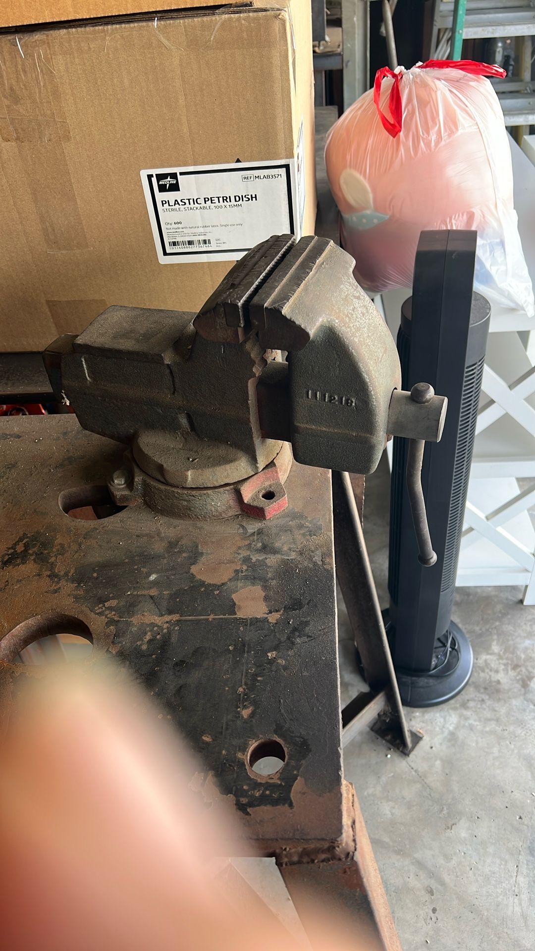 Heavy Duty Bench Vise