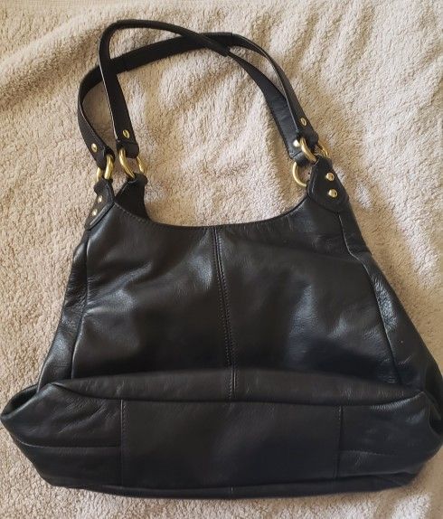 Coach F24686 Leather Triple Entry Hobo Bag