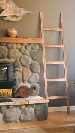 Decorative ladder / blanket ladder