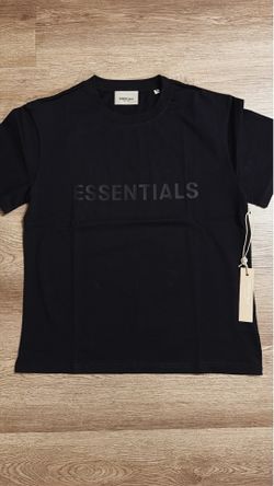 essentials tee