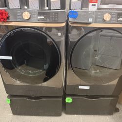 Samsung Front Load Washer And Gas Dryer 