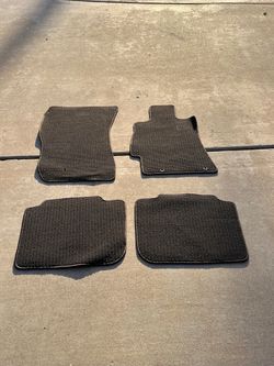Subaru Outback 4-Piece Car Floor Mat Set