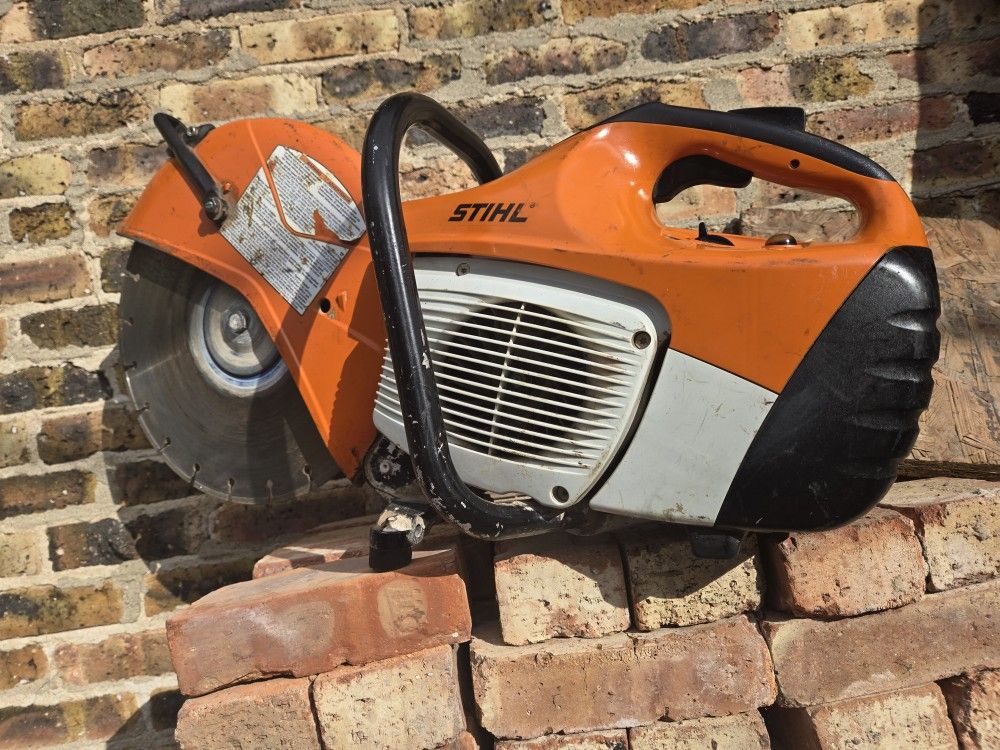 Concrete Saw 