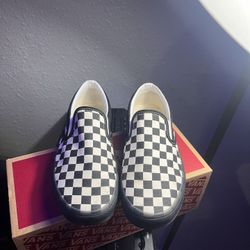 Checkered, Black And White Slip On Vans With A Black Soul Size 8 1/2 In Women’s And Size 7 In Men’s