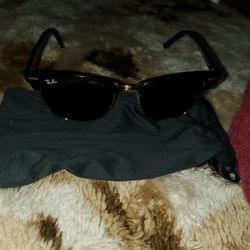 Ray ban