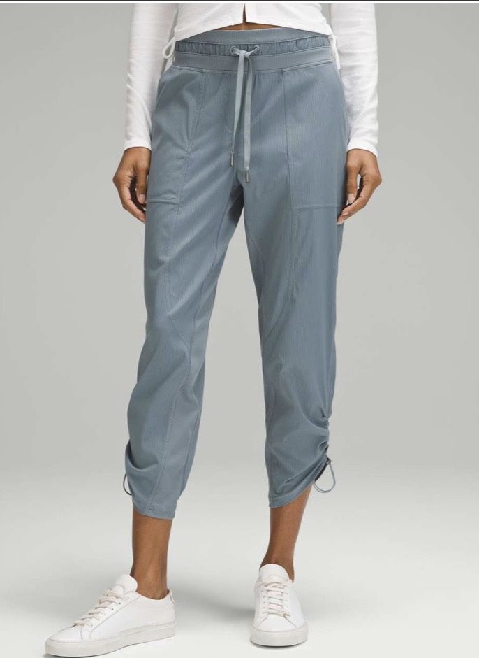 Lululemon Dance Studio Mid Rise Cropped Pant- Size 10