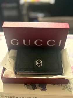 GUCCI GG Supreme Card Case – Brand New 🎁