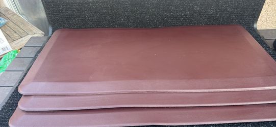Cushioned floor mats. 42”x20”.
