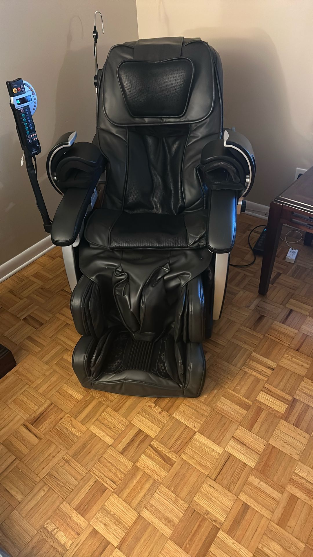 Inada Robo massage Chair