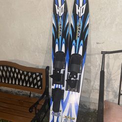 Snow Skis