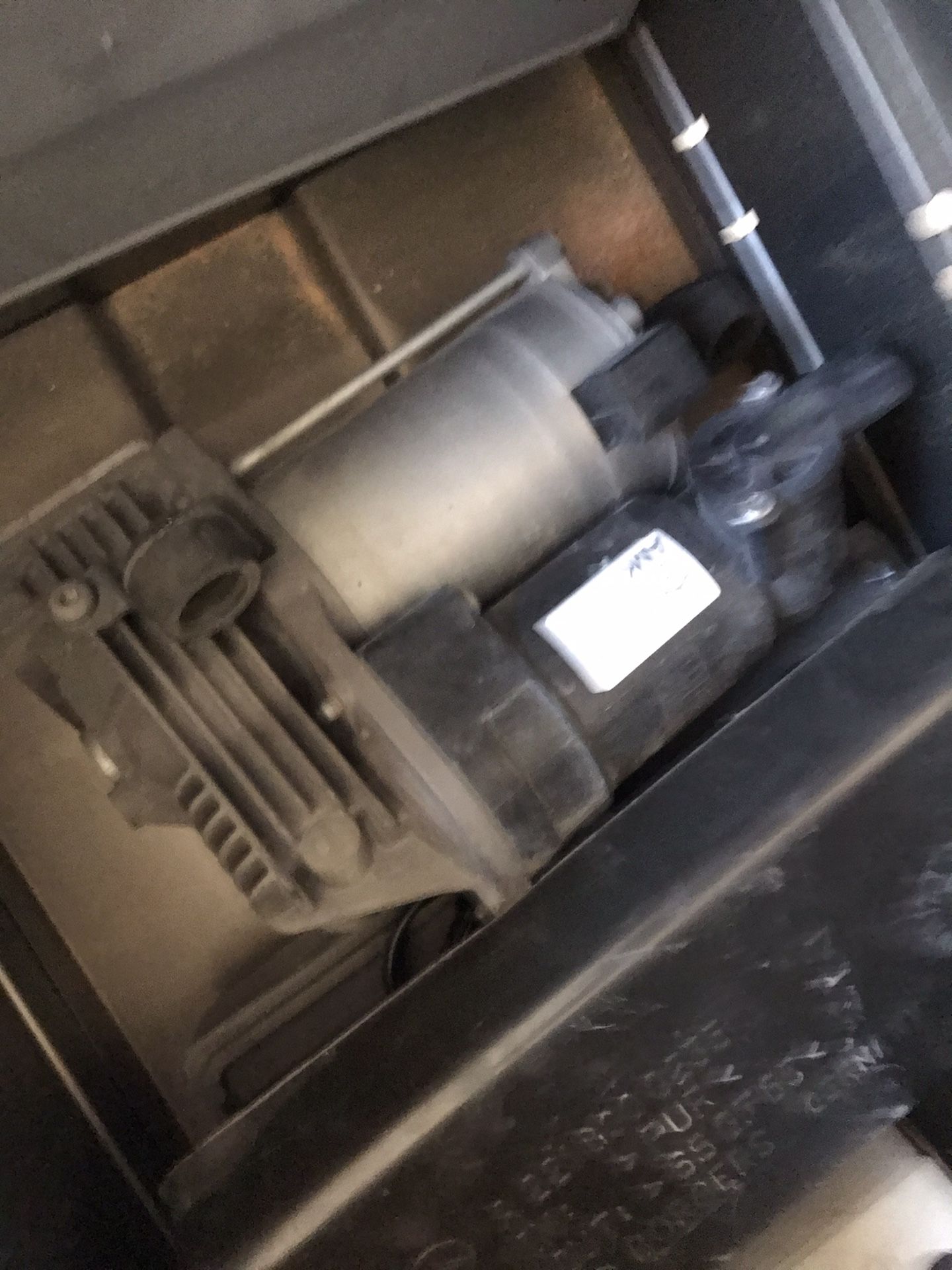 S Class Airmatic pump