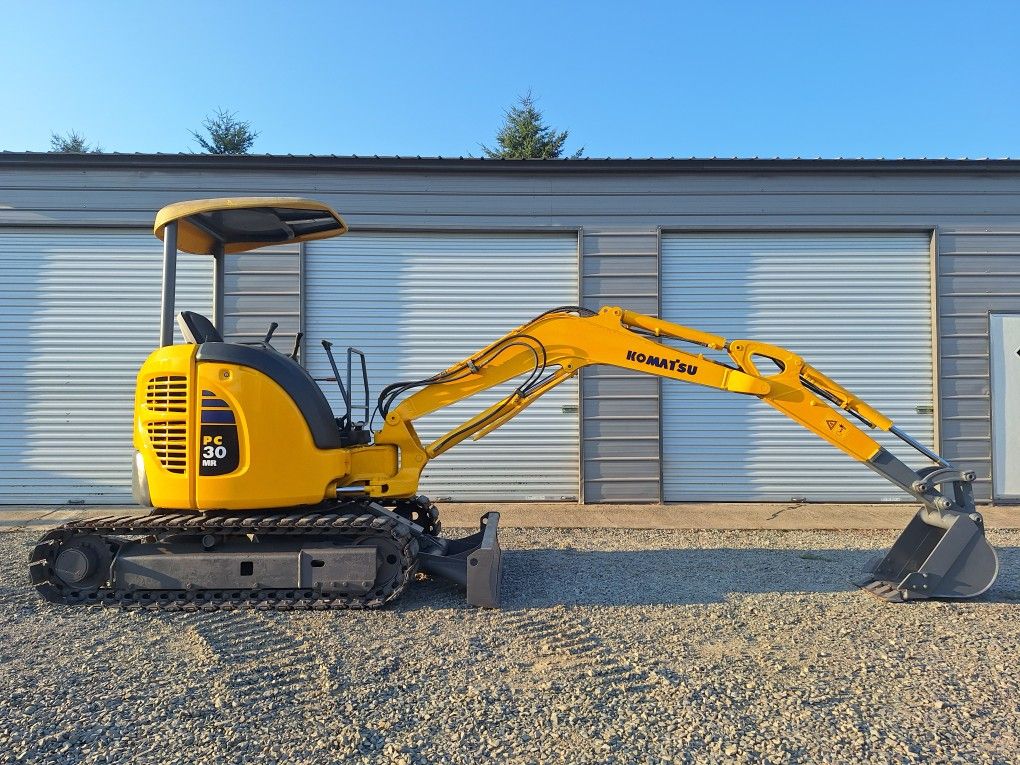 2015 Komatsu Pc30 Excavator 