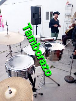 Somos Un Grupo De Musica 