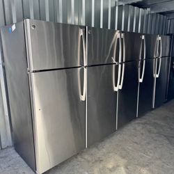 ⭐️GE Stainless Steel Top & Bottom Refrigerators – Clean & Works Great – $400⭐️