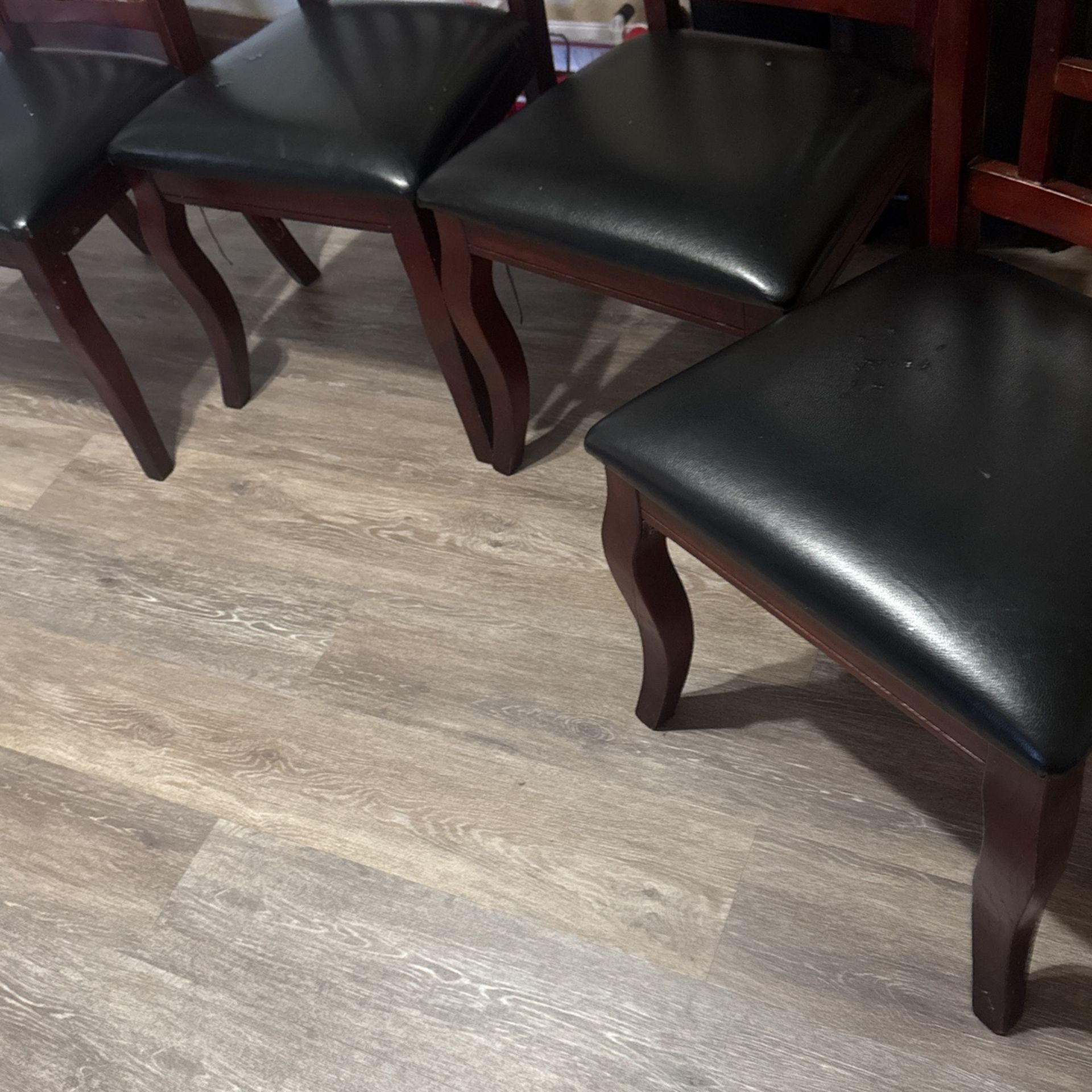 4 Chairs Free