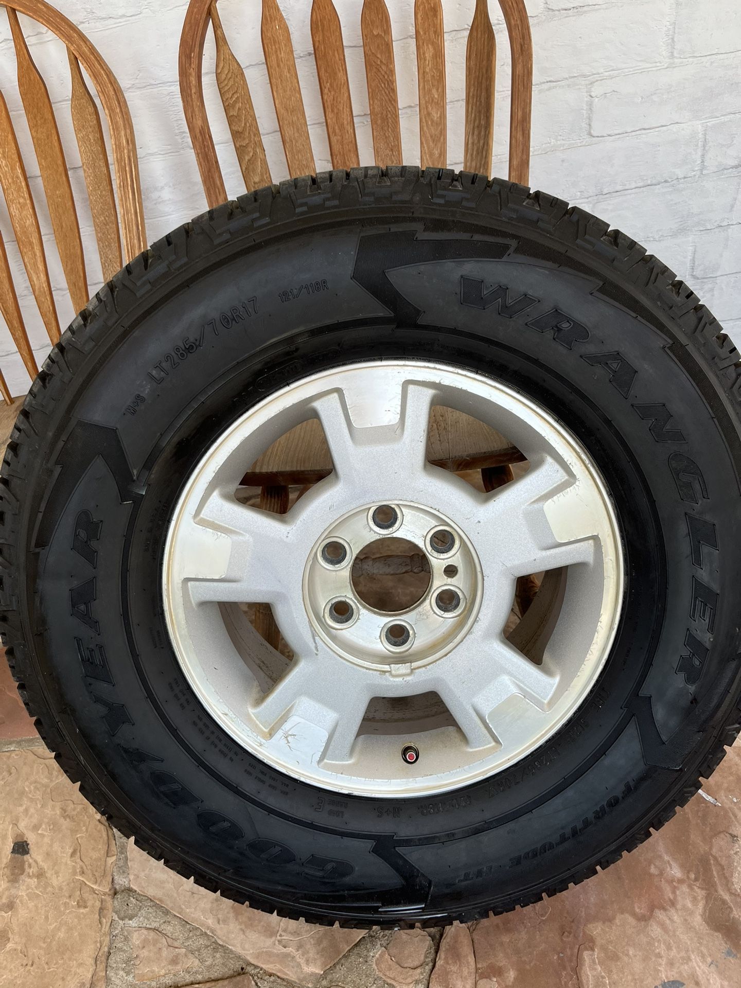 NEW Goodyear Wrangler Tire