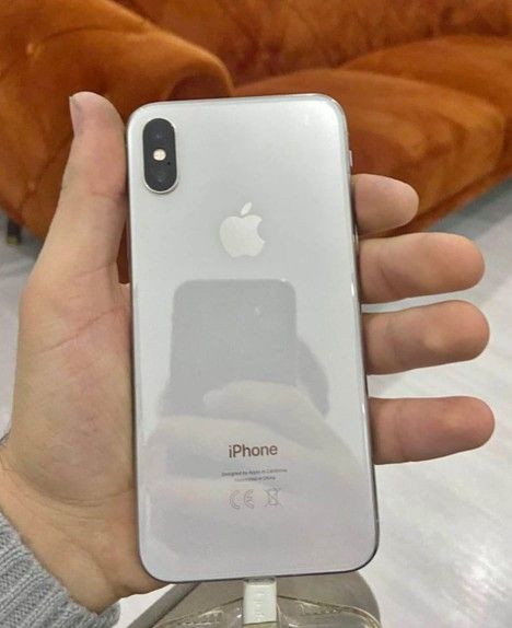 iPhone X 64Gb White Good Condition