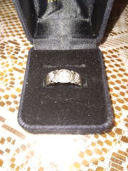 10kt White Gold Diamond Cross Ring