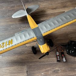 HobbyZone 320001 Carbon Cub S 2 1.3m Rtf Basic W/ transmitter& 2 X Batteries