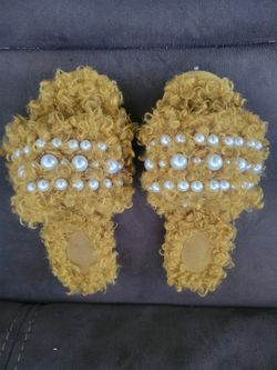 Girls Cat & Jack Slippers