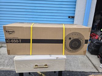 Speakers . Flush Mount. Brand New
