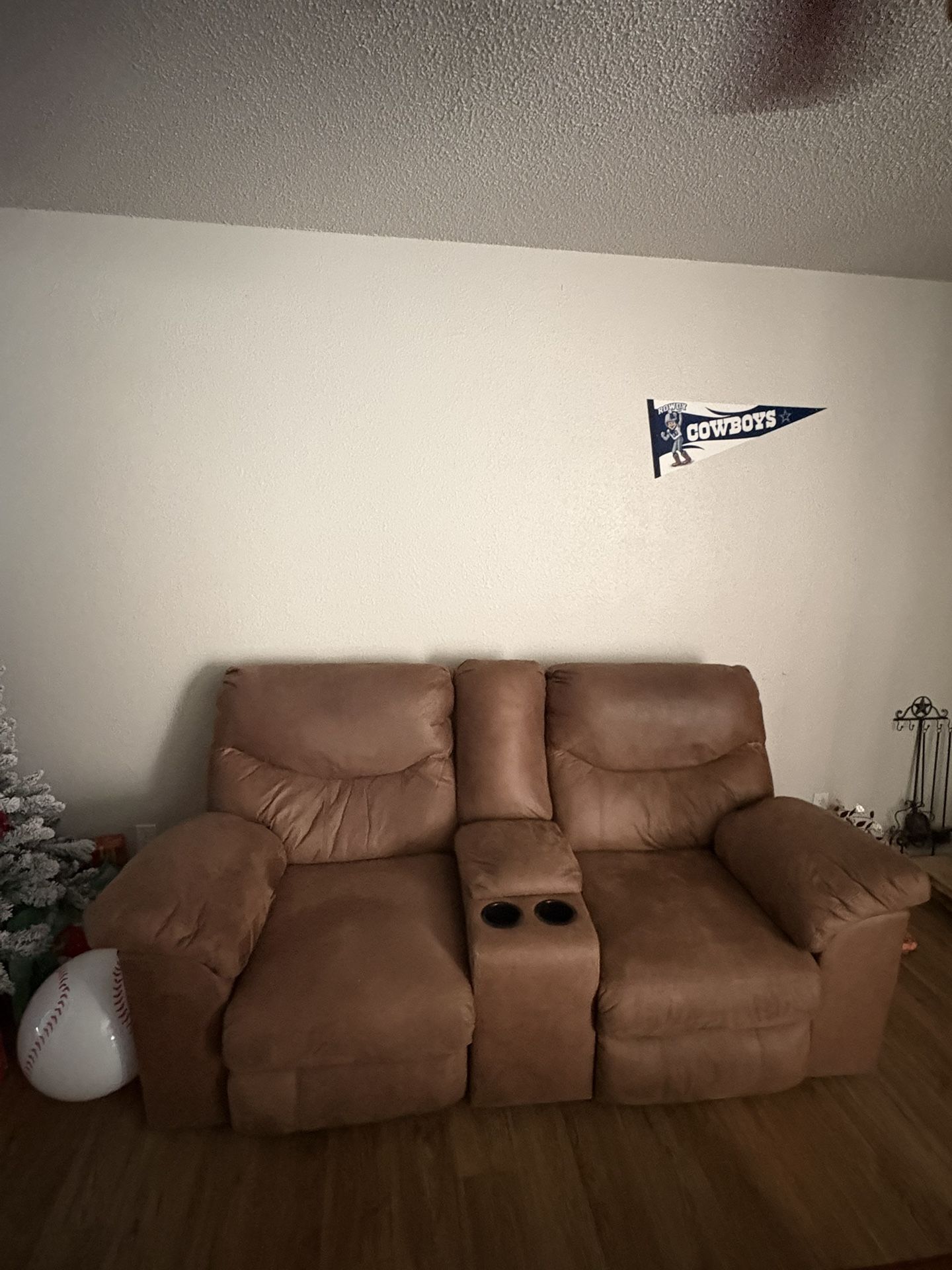 Love Seat Recliners From Ashley’s