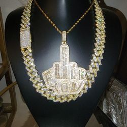 Full Ice Out Chains With Small Chsins & Pendants 