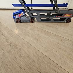 Hot Wheels Car Carrier