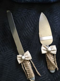 Wedding knifes used for beach theme