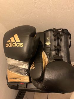 2 pairs of gloves one headgear great condition