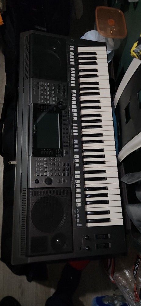 Yamaha PSR-S770
