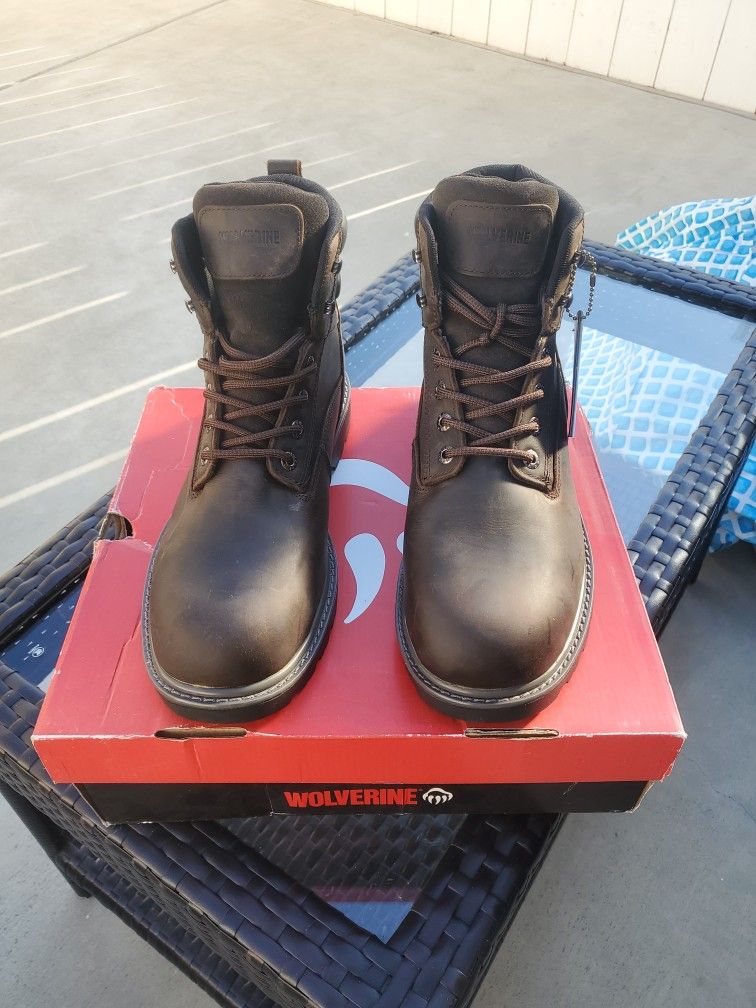 Size 13 WOLVERINE WATERPROOF WORK BOOTS