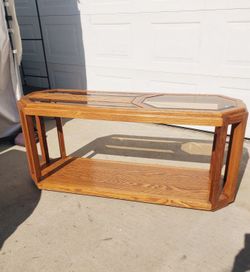 Vintage Entryway Table - Excellent Condition