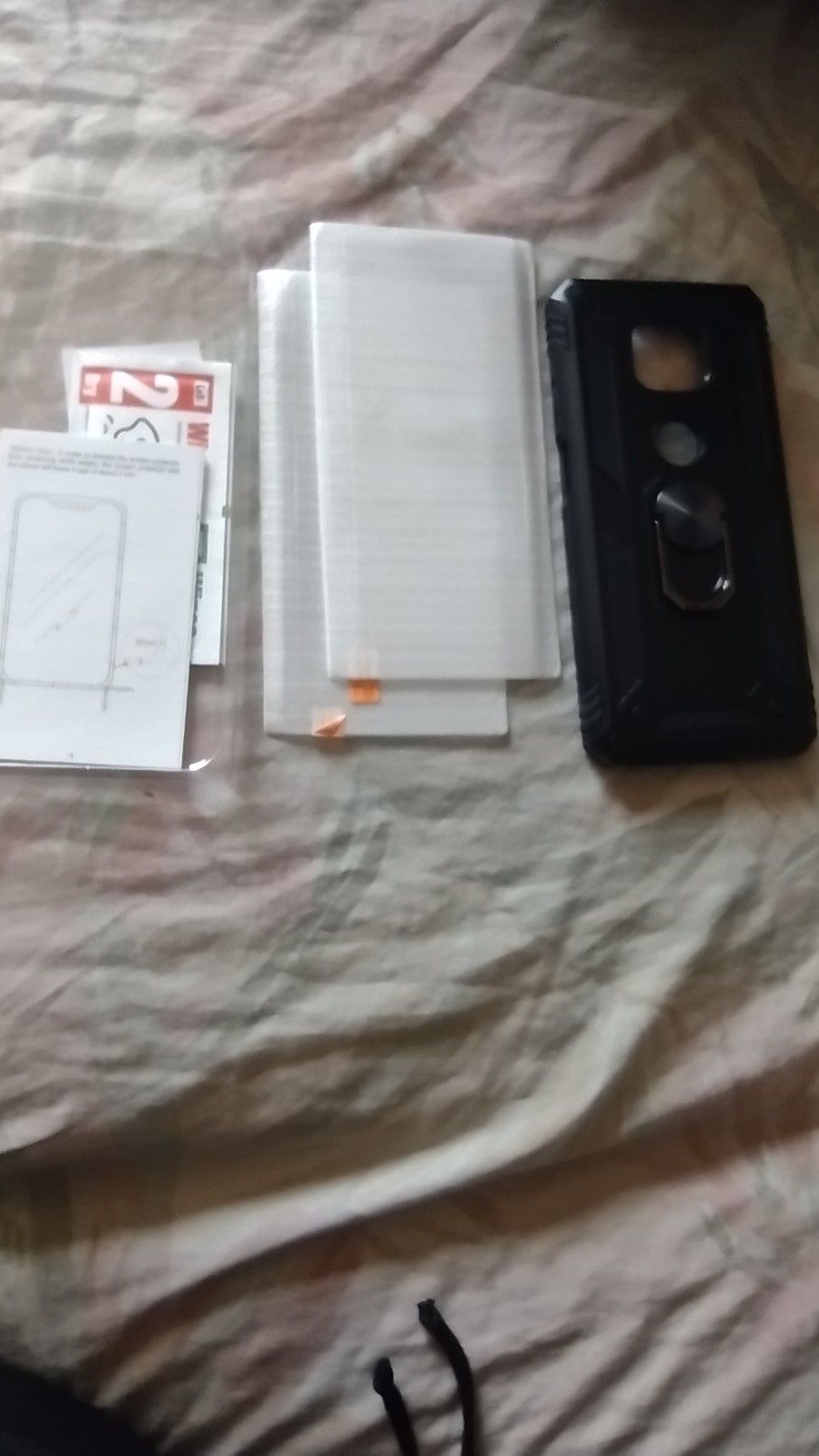 1 Case + 2 Screen Protectors