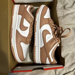 Dunk Low Rose Whisper