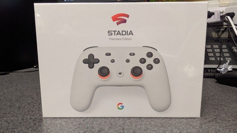 Google Stadia Premier Edition + Google Chromecast Ultra