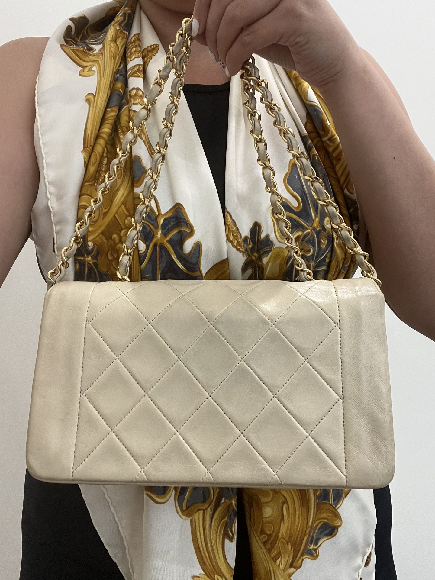Vintage Chanel Diana Bag beige for Sale in Albany, CA - OfferUp