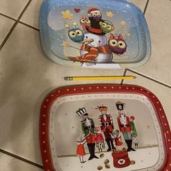Metal Trays For Holiday Season